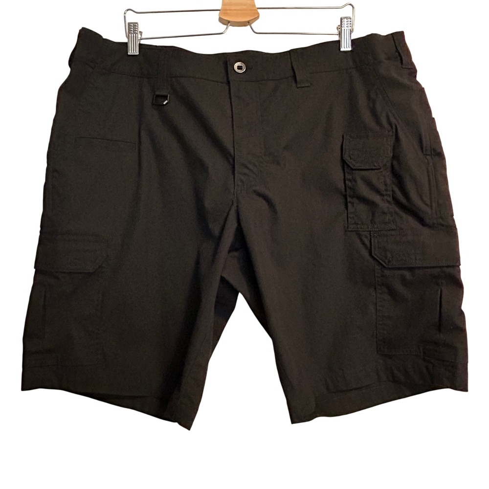 5.11 Tactical Men's Cargo Shorts Black Size 40 – Utility Pockets, Durable Fabric